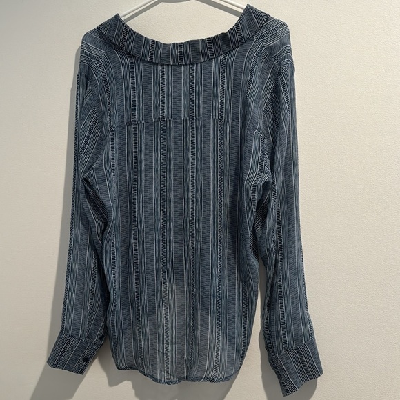 ECRU Patterned Top - Picture 4 of 4